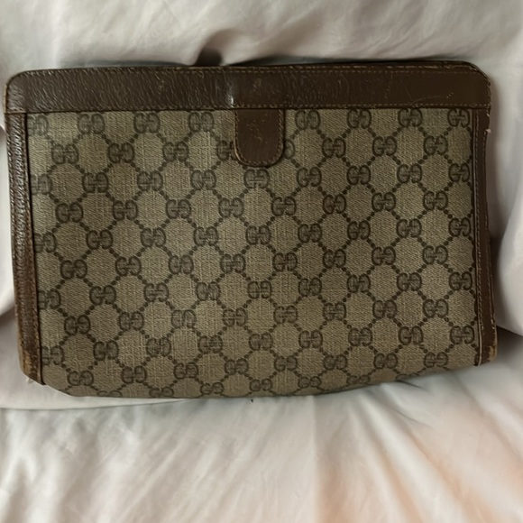 Gucci Mono Pouch - Picture 2 of 7